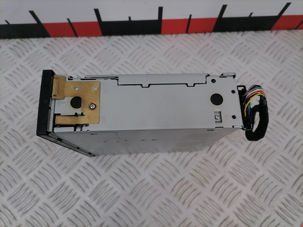 Ченджер компакт дисков VOLKSWAGEN Passat B6 2005-2011