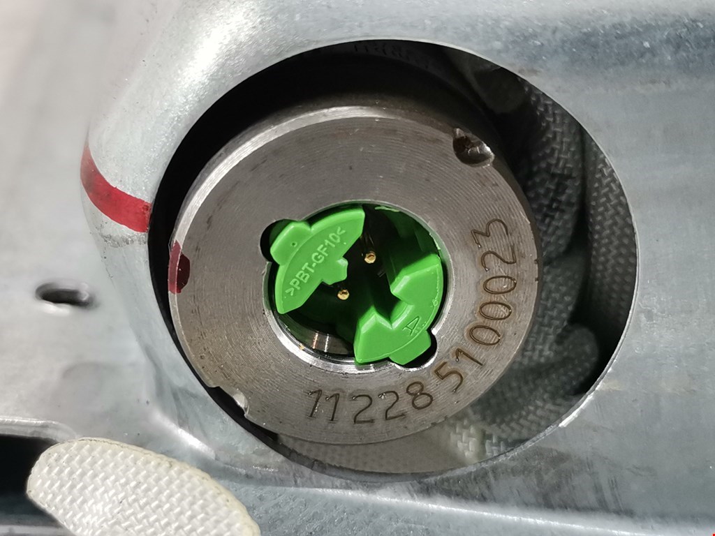 Подушка безопасности нижняя (для колен) MERCEDES-BENZ E-Class W212, S212, C207 2009-2016