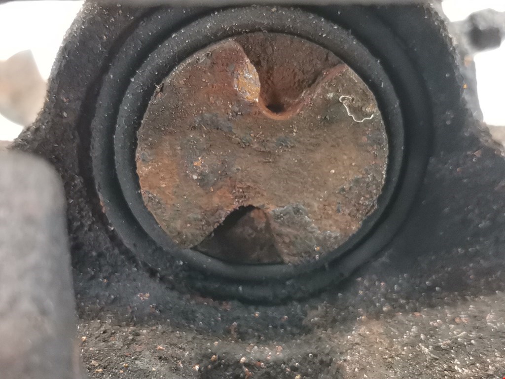 Суппорт задний правый MAZDA Mazda 6 GG 2000-2007