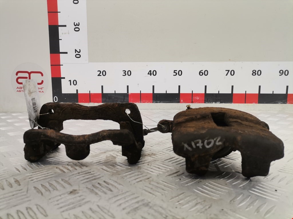 Суппорт передний правый CHRYSLER PT Cruser 2000-2010