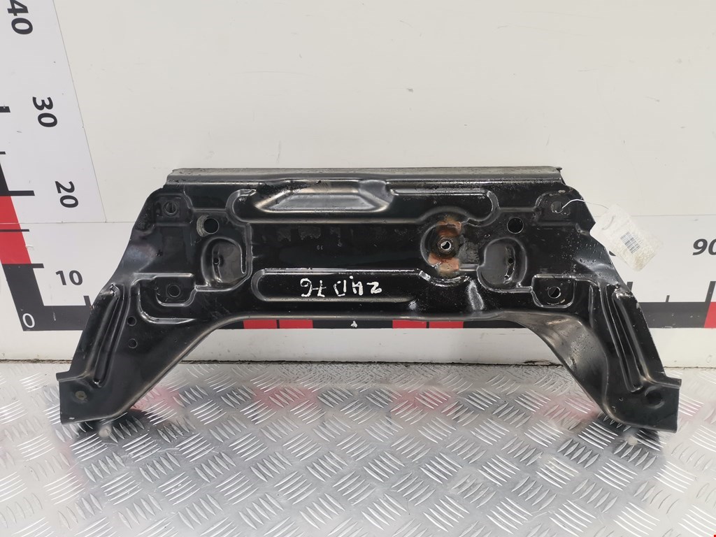 Балка передняя подрамник Skoda Fabia 1 (1999-2007)