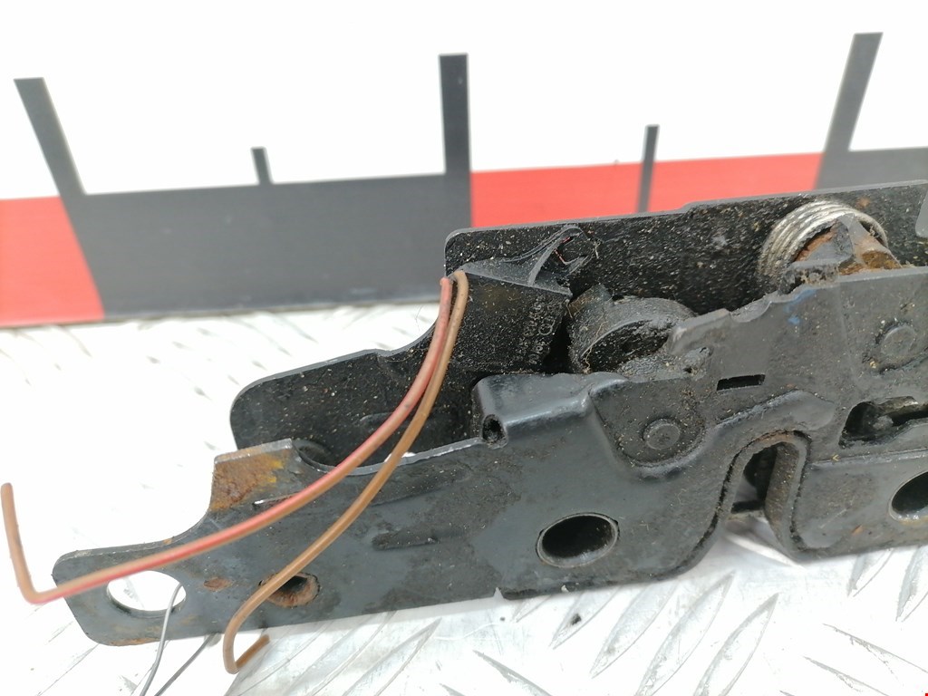 Замок капота AUDI A3 8P 2003-2013