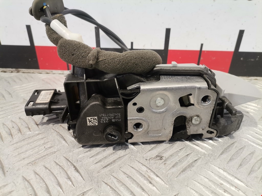 Замок двери передней левой PEUGEOT 5008 2009-2016