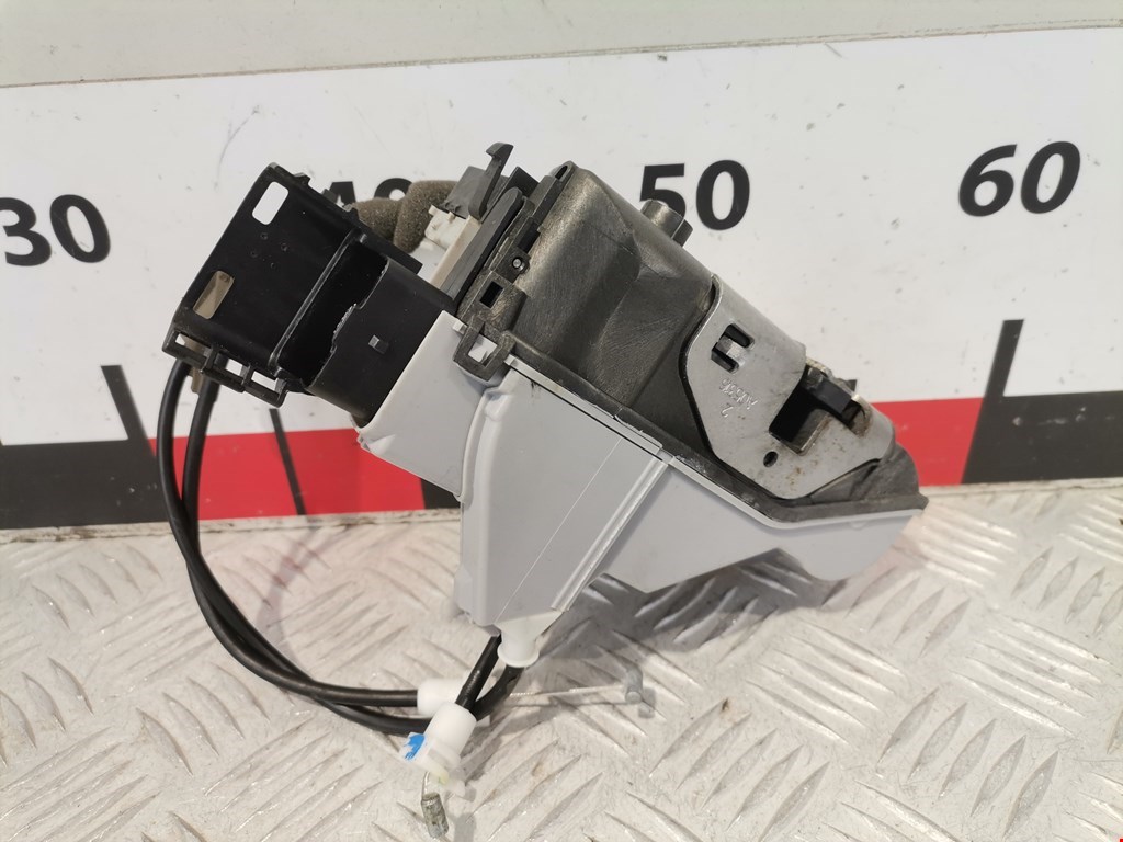 Замок двери передней левой PEUGEOT 5008 2009-2016