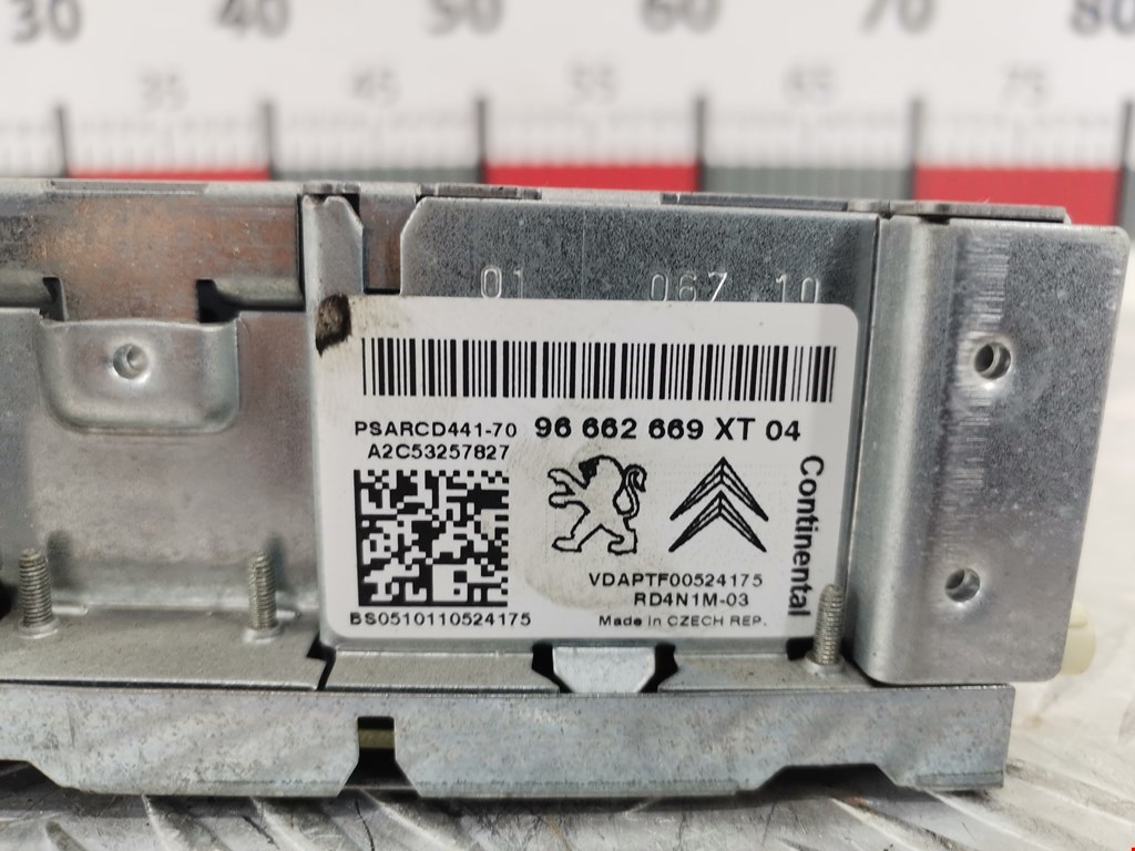 Магнитола CITROEN C3 2009-2016