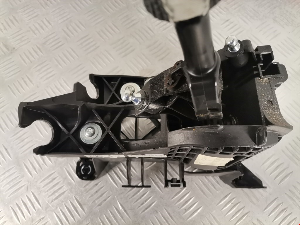 Кулиса (селектор) АКПП/МКПП в салоне FORD Mondeo V 2015-н.в.