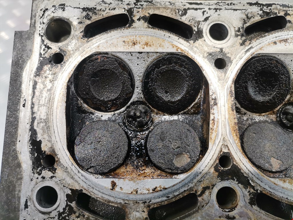 Головка блока (пустая) VOLKSWAGEN Polo III 1994-2001