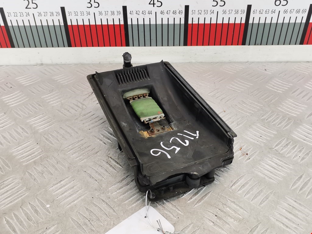 Резистор отопителя (сопротивление печки) SKODA Octavia A4 1U- 1997-2010