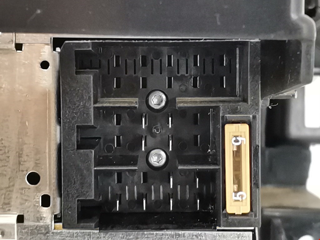 Магнитола VOLKSWAGEN Golf IV 1997-2003