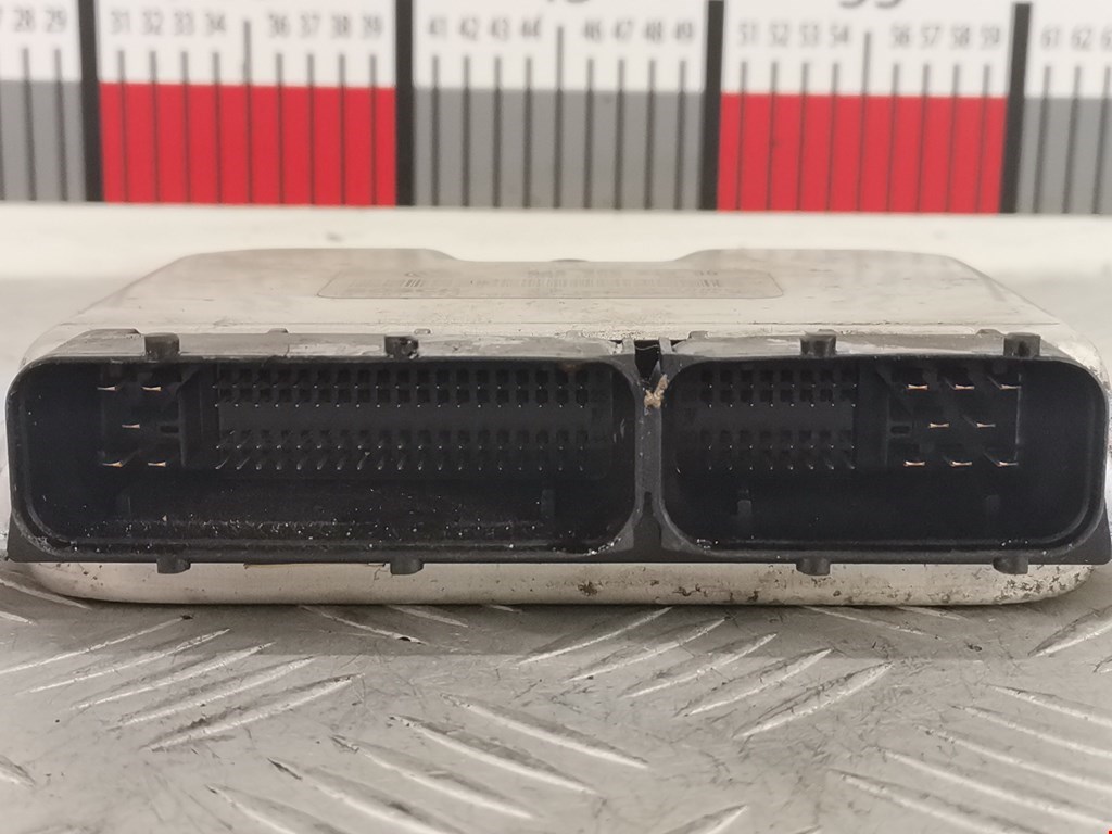 Блок управления двигателя (ЭБУ) SKODA Fabia MK1 1999-2006