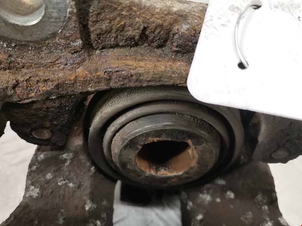 Суппорт задний правый MERCEDES-BENZ E-Class W212, S212, C207 2009-2016