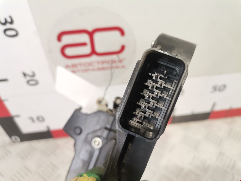 Замок двери передней левой FORD C-MAX 2003-2010