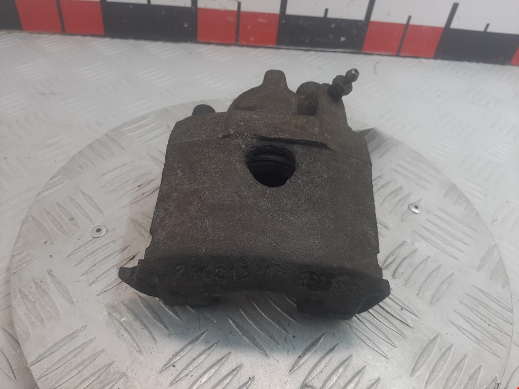 Суппорт передний левый VOLKSWAGEN Polo III 1994-2001