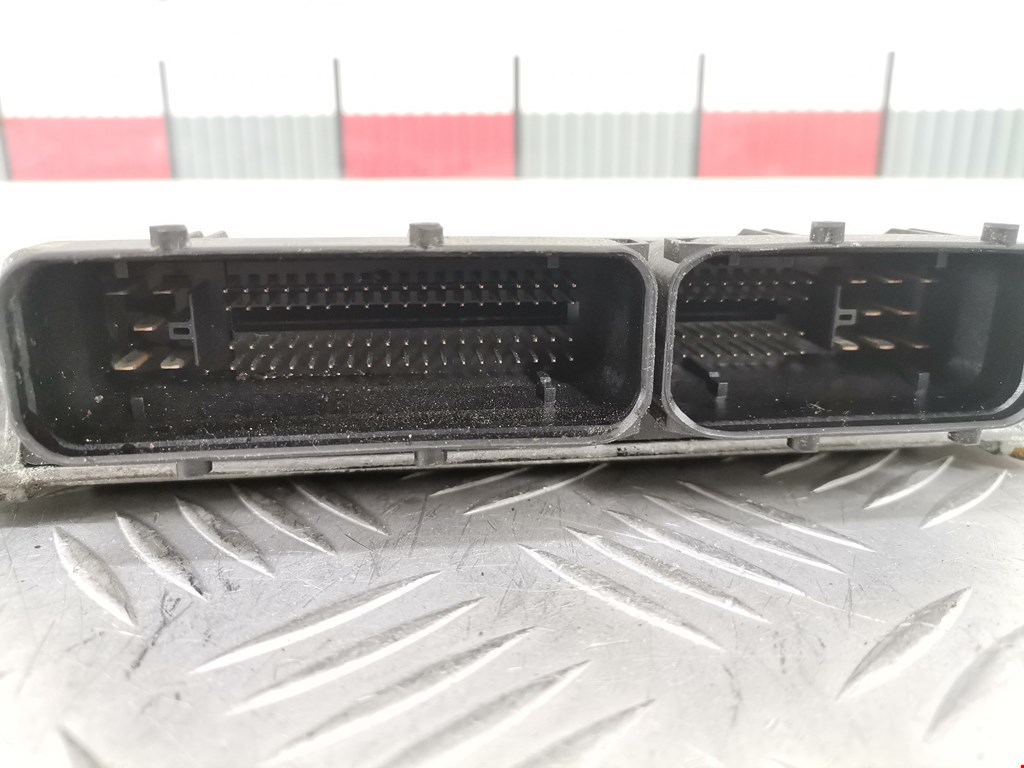 Блок управления двигателя (ЭБУ) SKODA Fabia MK1 1999-2006