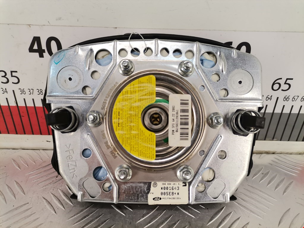 Подушка безопасности в рулевое колесо VOLKSWAGEN Sharan 1995-2010