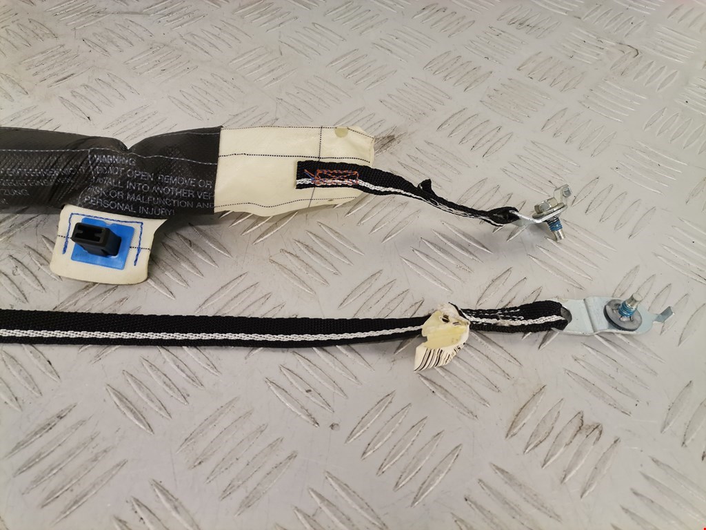 Подушка безопасности боковая (шторка) TOYOTA Yaris II XP50 2005-2011