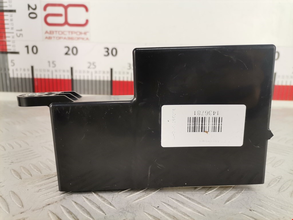 Блок комфорта TOYOTA Yaris II XP50 2005-2011