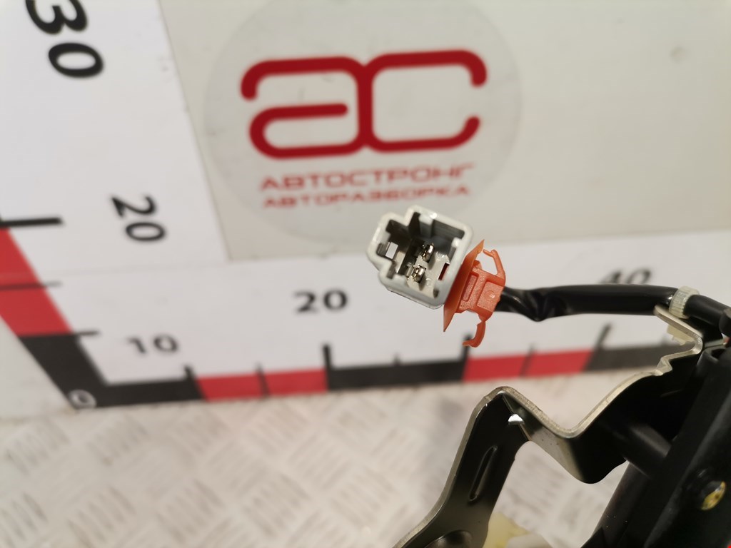 Замок багажника (крышки двери) HONDA CR-V II 2002-2007