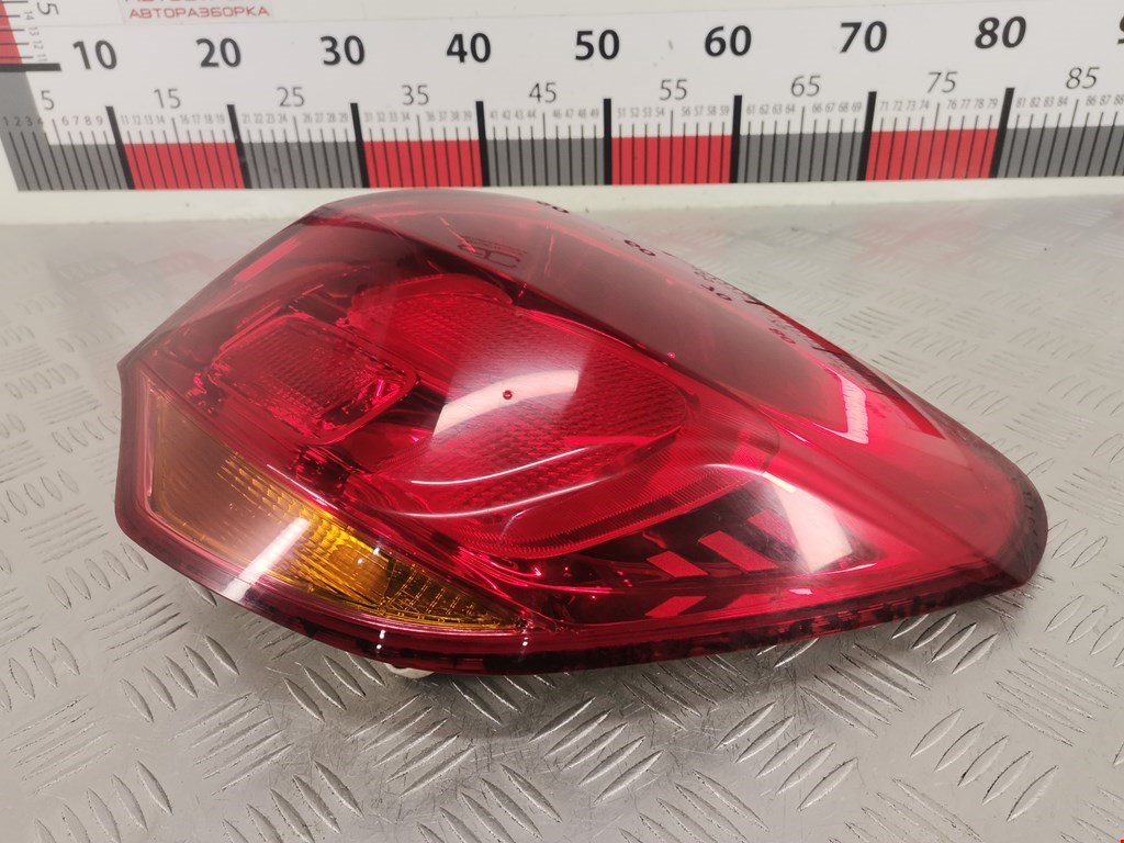 Фонарь задний правый OPEL Astra J 2009-2017