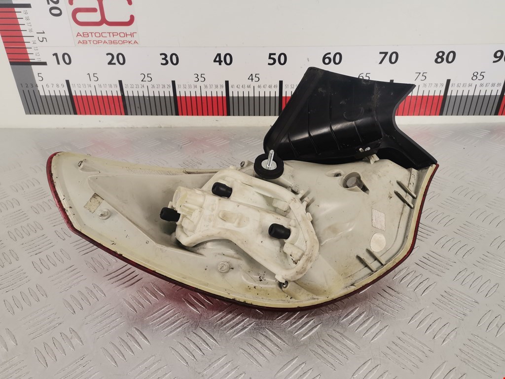 Фонарь задний правый OPEL Astra J 2009-2017