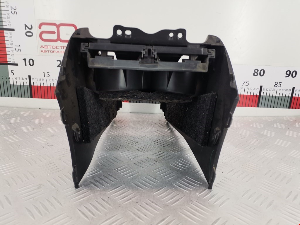 Подстаканник TOYOTA RAV 4 XA20 2000-2005