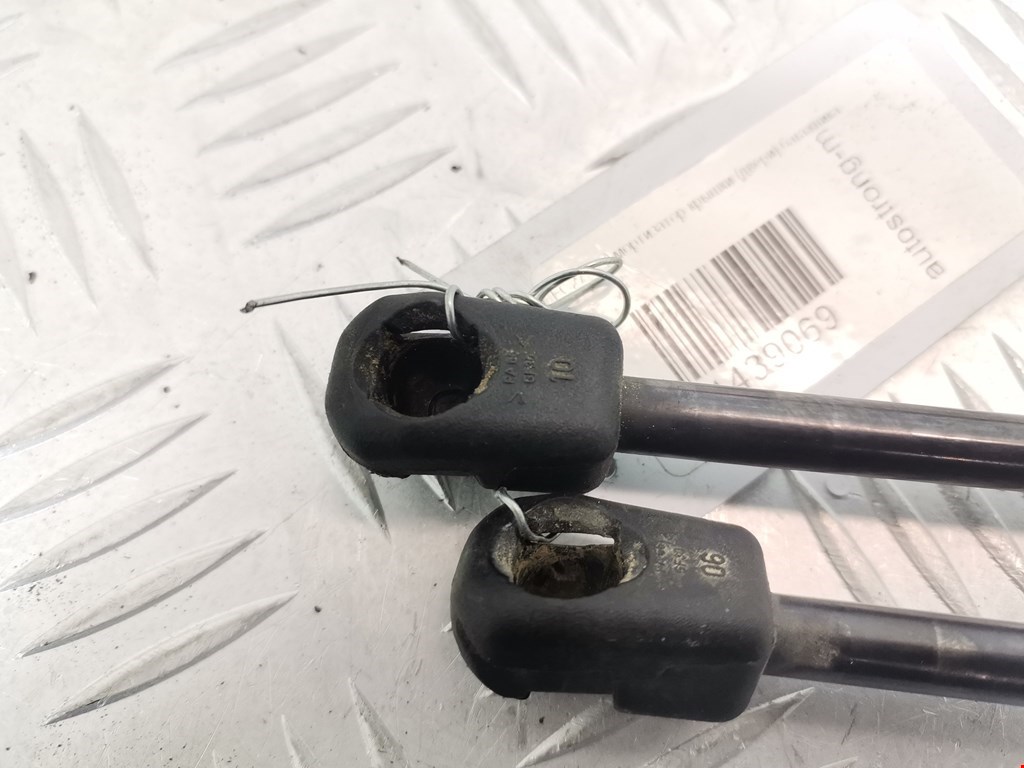 Амортизатор крышки (двери) багажника OPEL Corsa D 2006-2014