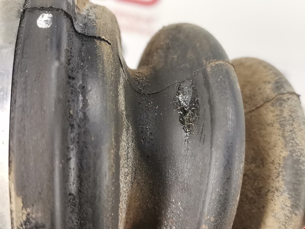 Полуось (привод, приводной вал) задняя левая TOYOTA RAV 4 XA20 2000-2005