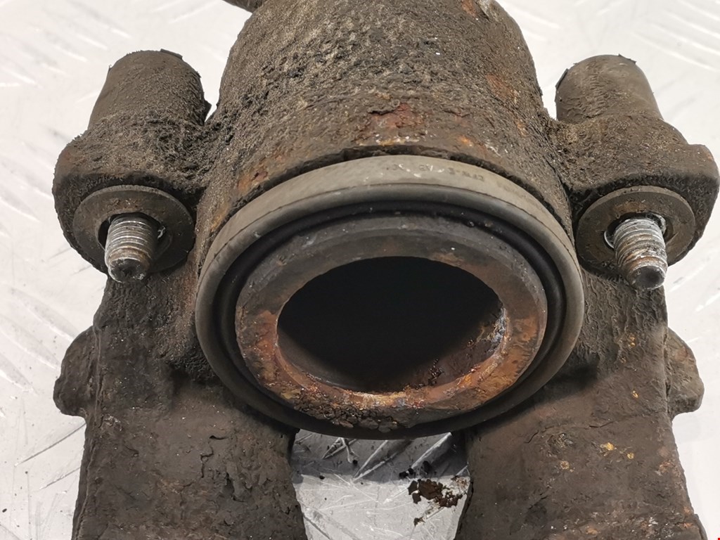 Суппорт передний левый SKODA Fabia MK1 1999-2006