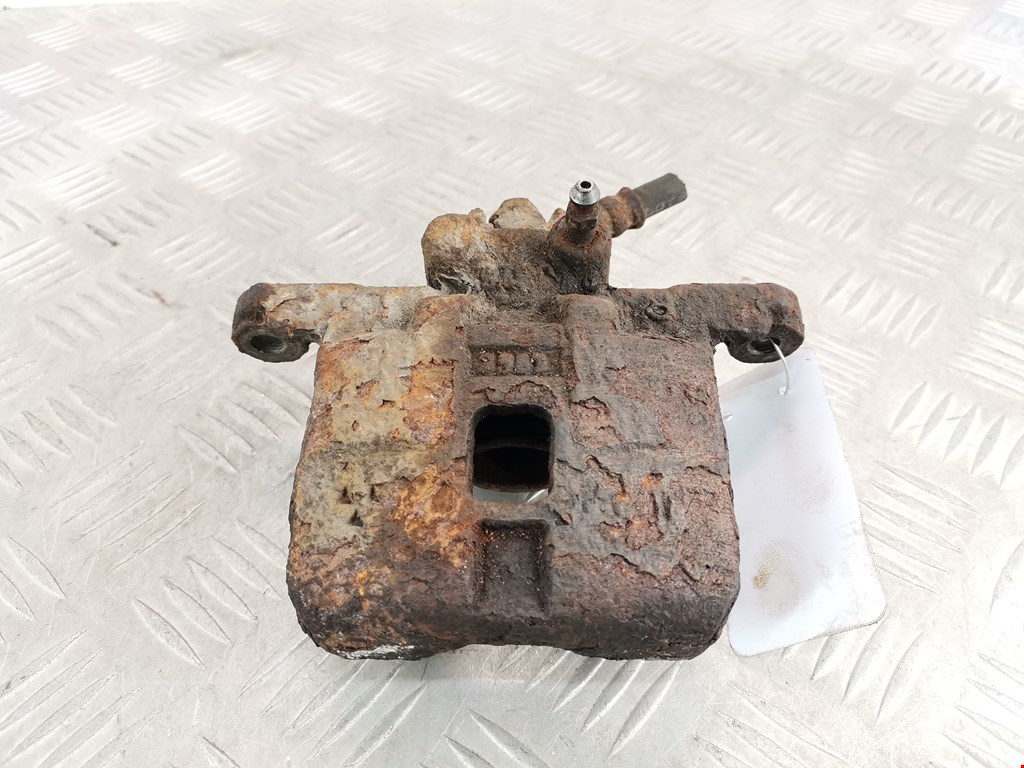 Суппорт задний правый SUBARU Impreza 2000-2007