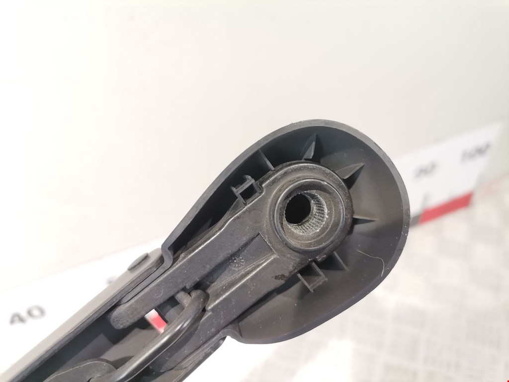 Поводок дворника задний (заднего) RENAULT Safrane 1992-2000