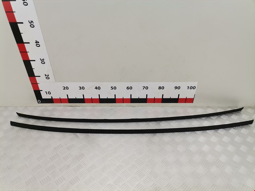 Накладка декоративная (молдинг) крыши Hyundai Solaris 2 (RC) (2017-2023)