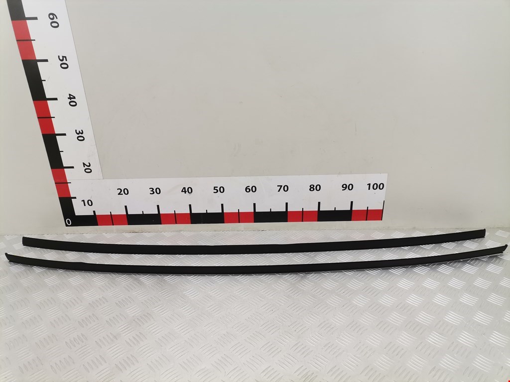 Накладка декоративная (молдинг) крыши Hyundai Solaris 2 (RC) (2017-2023)