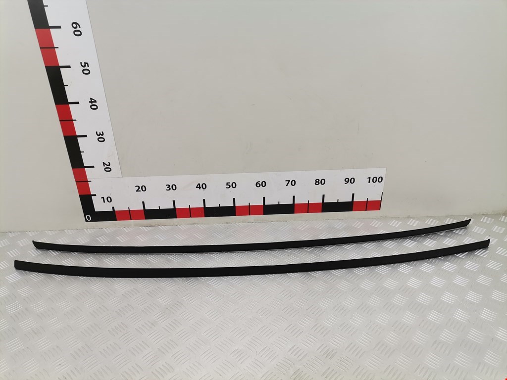 Накладка декоративная (молдинг) крыши Hyundai Solaris 2 (RC) (2017-2023)