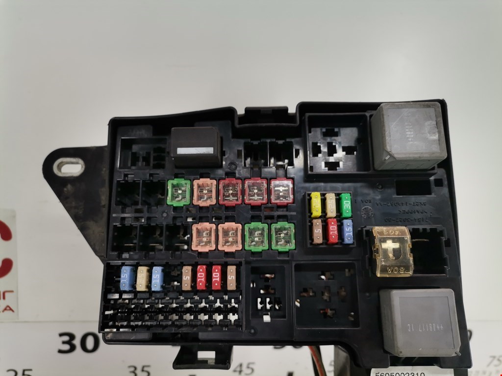 Датчик уровня в бачок омывателя JAGUAR XF X250 2007-2015