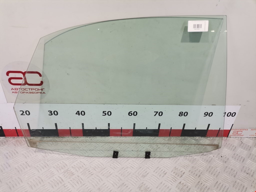 Стекло двери заднее правое AUDI A4 B5 1995-2001
