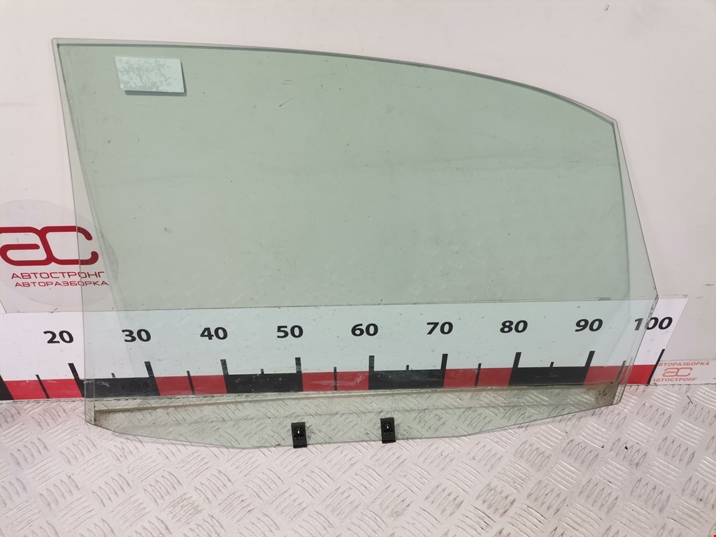 Стекло двери заднее правое AUDI A4 B5 1995-2001
