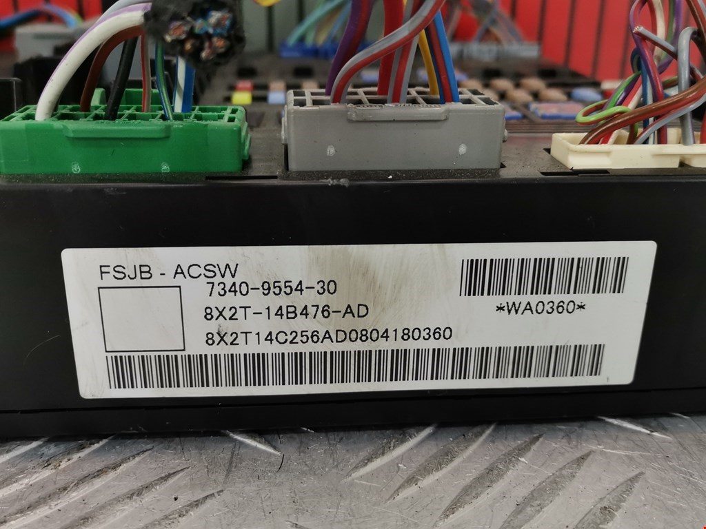 Датчик уровня в бачок омывателя JAGUAR XF X250 2007-2015