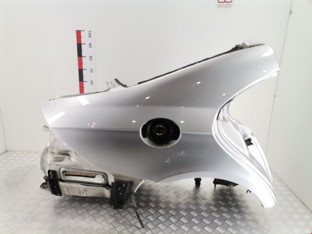 Четверть кузова задняя правая (вырезанный элемент) Mercedes CLS-Class (W219) (2004-2010)