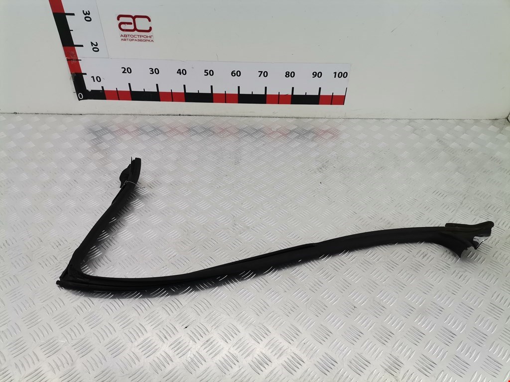 Уплотнитель двери MERCEDES-BENZ CLS-Class C219 2004-2010