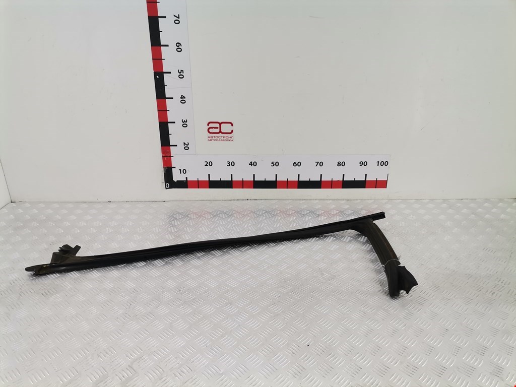 Уплотнитель двери MERCEDES-BENZ CLS-Class C219 2004-2010