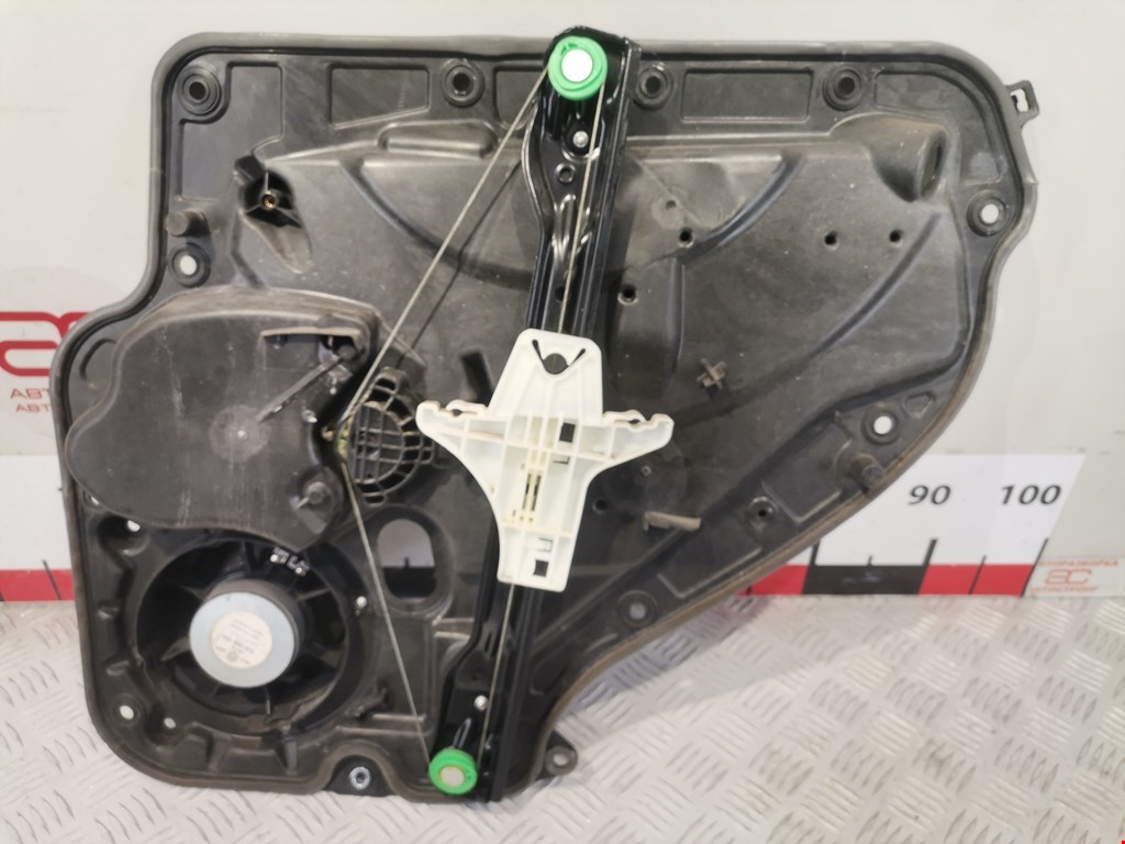 Стеклоподъемник задний левый VOLKSWAGEN Golf VI 2009-2012