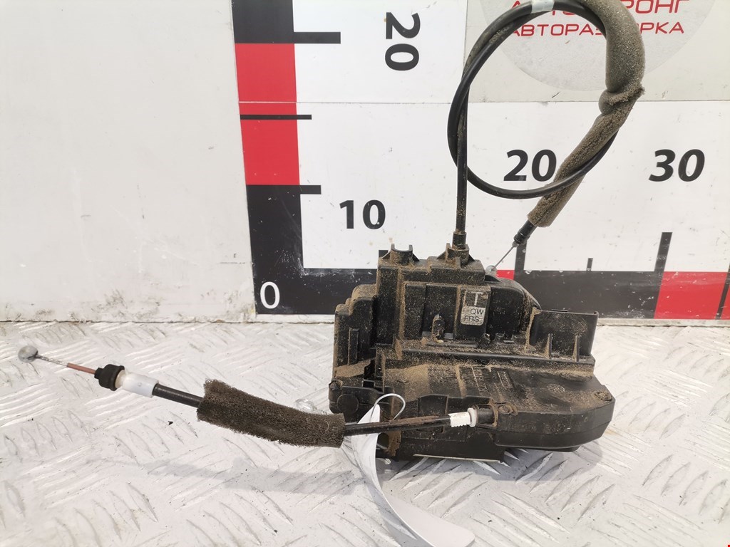 Замок двери передней правой NISSAN Navara III D40 2005-2015