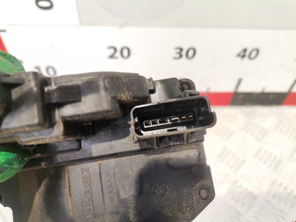 Замок двери передней правой NISSAN Navara III D40 2005-2015