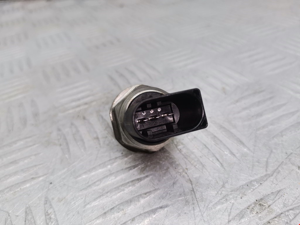 Датчик давления топлива JEEP Compass 2006-2016