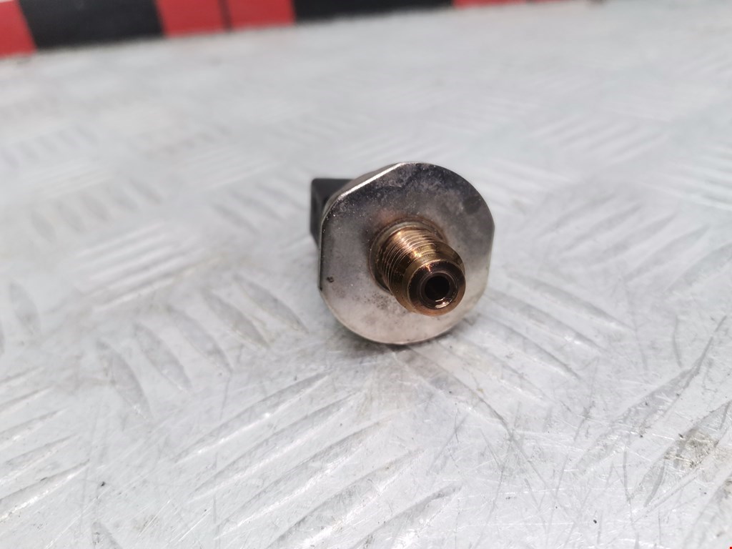 Датчик давления топлива JEEP Compass 2006-2016