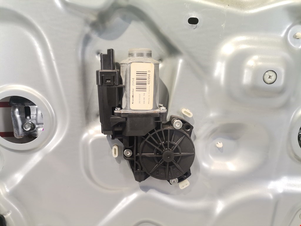 Стеклоподъемник передний правый KIA Cee'd I 2006-2012