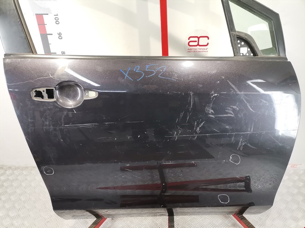 Дверь передняя правая MAZDA MPV LY 2006-2016