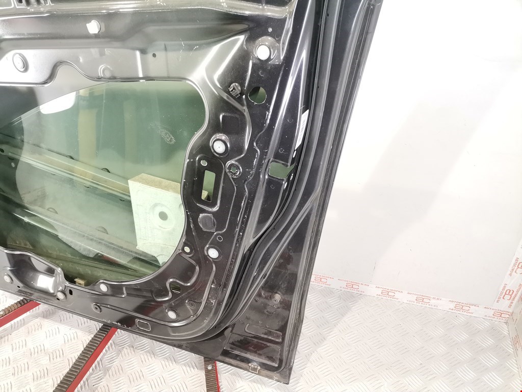 Дверь передняя правая MAZDA MPV LY 2006-2016