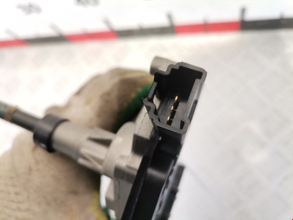 Моторчик стеклоочистителя задний RENAULT Koleos HY 2008-2016