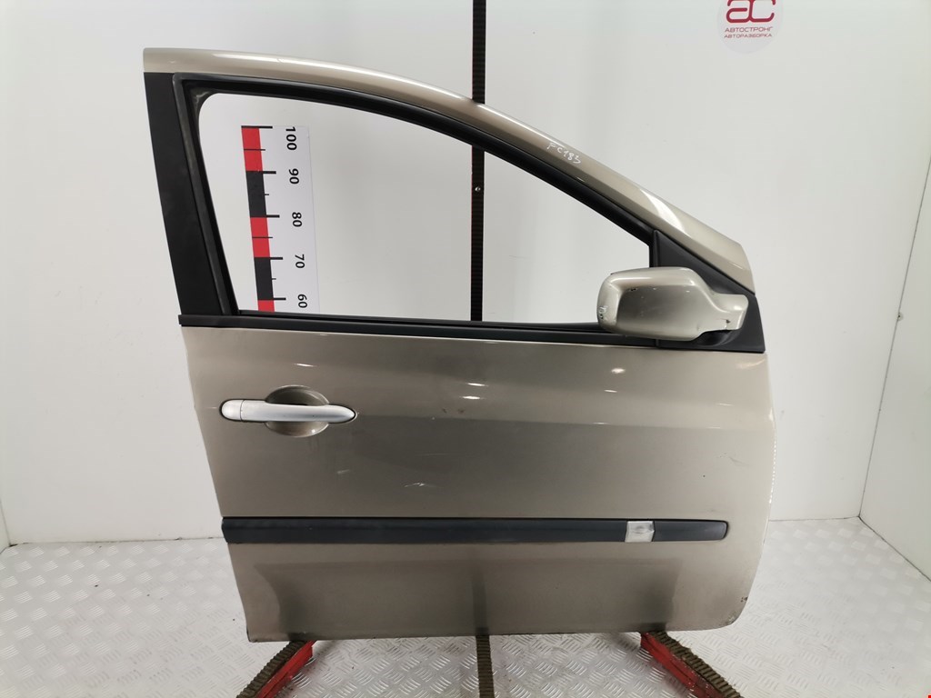Дверь передняя правая RENAULT Clio 2005-2012